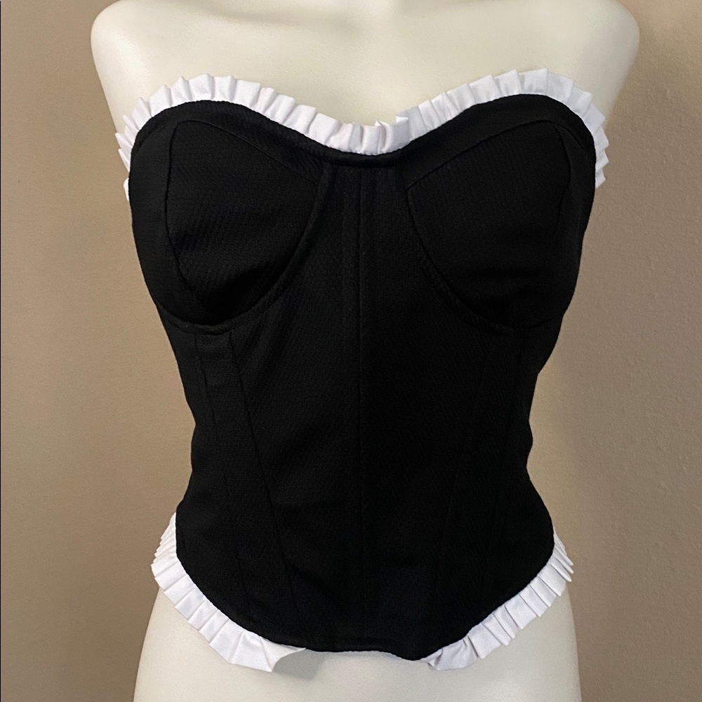 Jolie & Joy Black rockabilly textured knit white ruffles bustier corset top 🖤🖤
